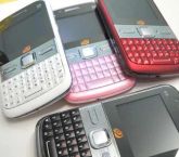 Celular Q5 com 3 Chips Teclado TQWERT Wifi, Java